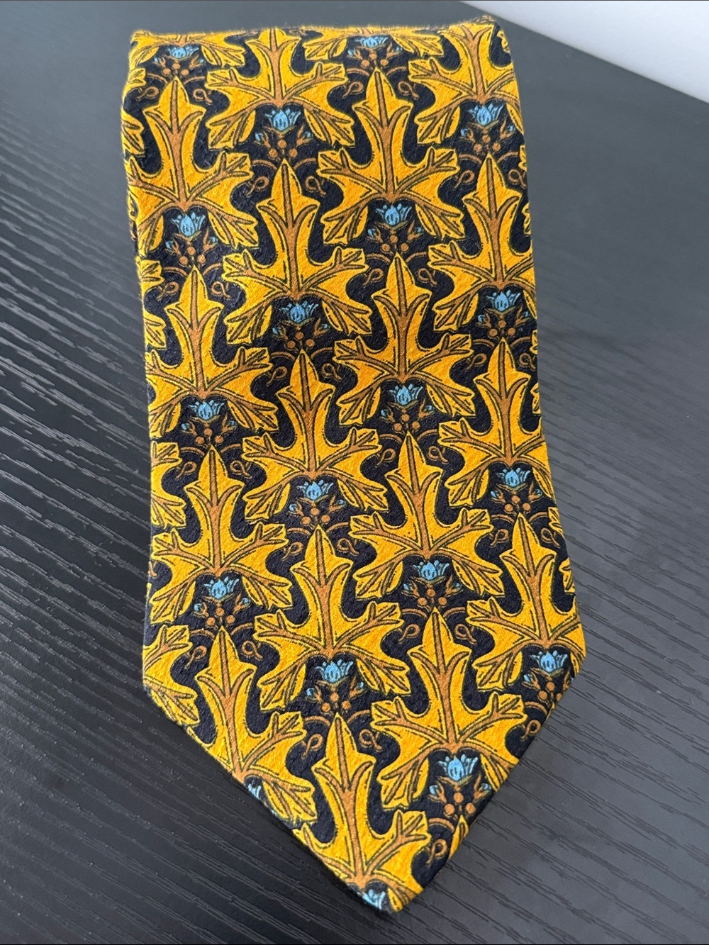 Brioni Roma Silk Tie Ornate Floral Art Nouveau Print Made in Italy Luxury